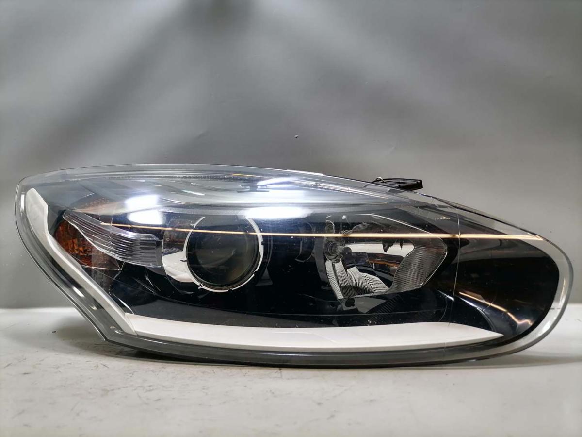 Renault Megane 3 original Scheinwerfer vorn rechts Halogen 2. Facelift ab 2014 Bj.2015 Renault Megane 3 original Scheinwerfer vorn rechts Halogen 2. Facelift ab 2014 Bj.2015